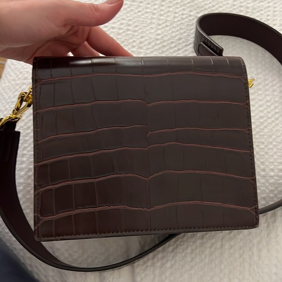 JW Pei mini flap crossbody bag w/ detachable strap - Picture 4 of 6